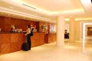 Best Western Academy Plaza Hotel Dublin Reception Best Western Academy Plaza Hotel Dublin Reception