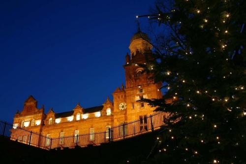 Bewleys Hotel Ballsbridge Dublin at Night